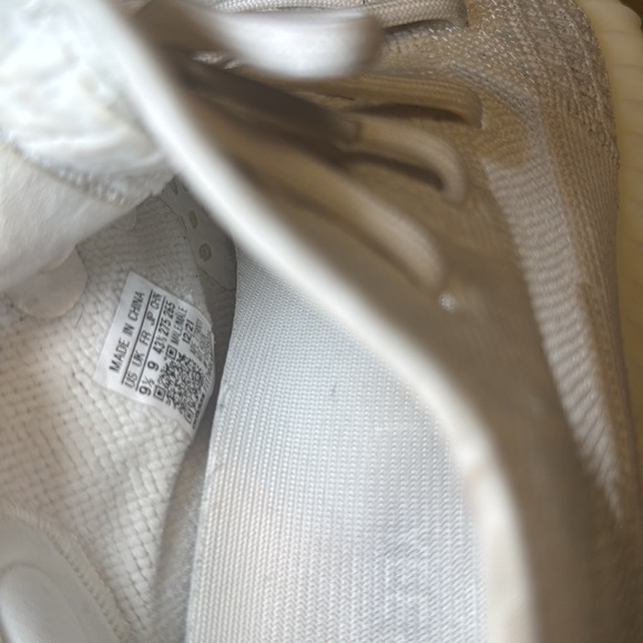 Yeezy boost 350 - Picture 8 of 9